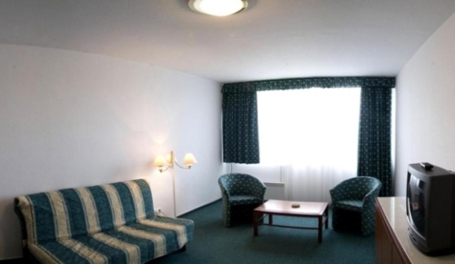 Riviera Park Hotel Balatonföldvár Quarto foto